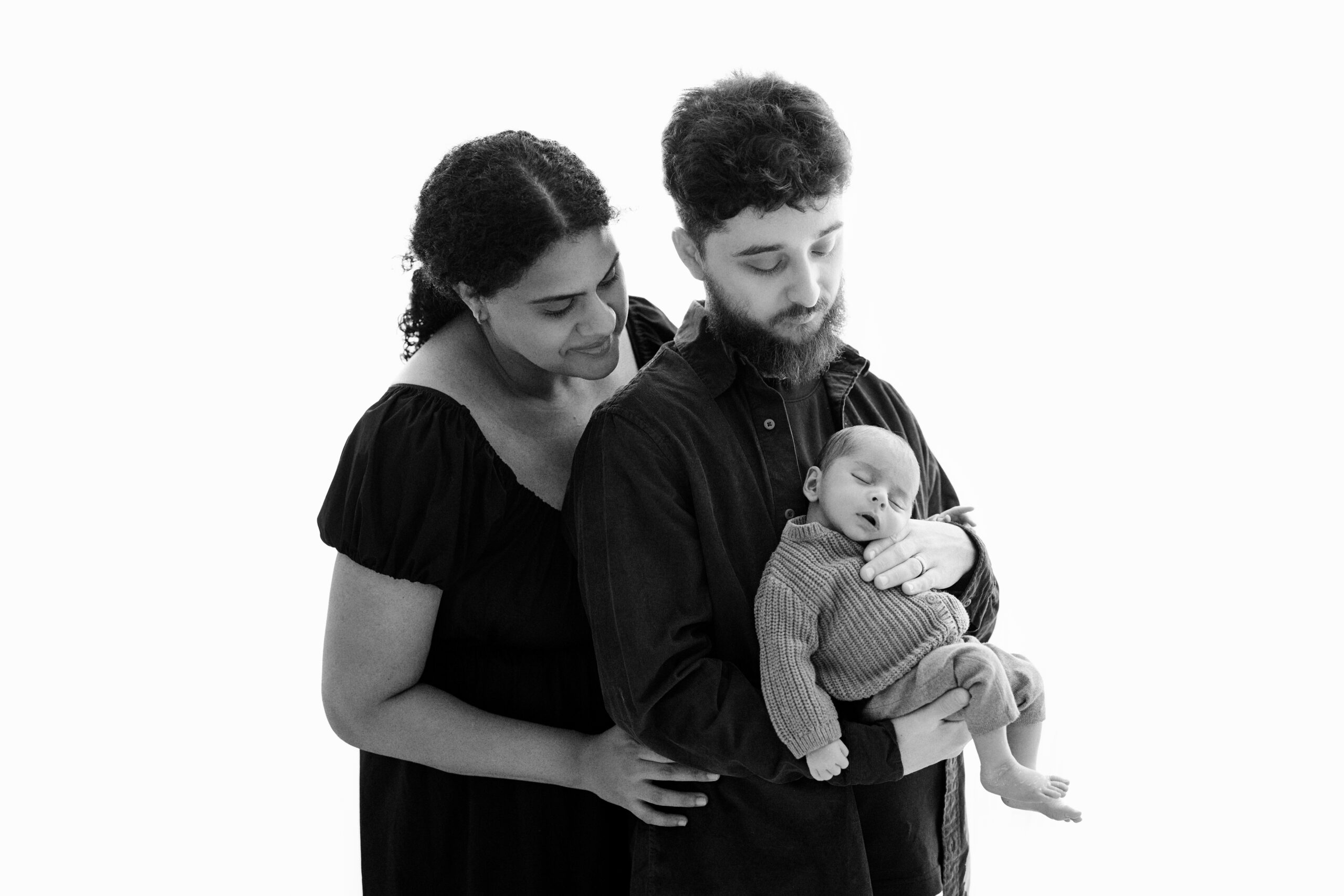 The reasons why to book a newborn session
